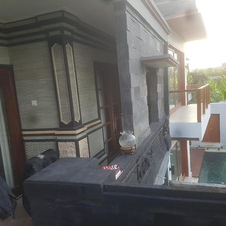 Yogi Homestay Canggu  Luaran gambar